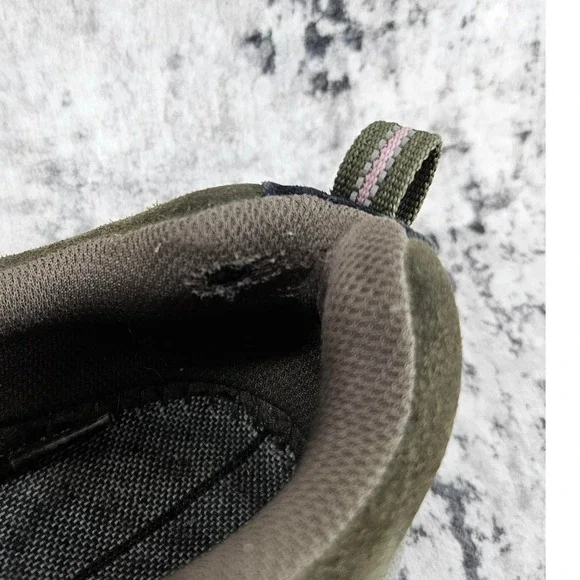 Keen Hiking Trail Shoes Womens 10 Olive Green Suede Lace Up Rubber Toe Rugged - Picture 12 of 16
